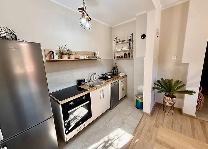 Séjour à la campagne Sunny Village, Pool House