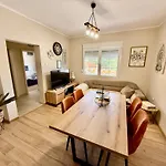 Sunny Village, Pool House * Podgorica