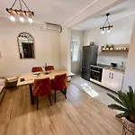 Sunny Village, Pool House Landhaus Podgorica