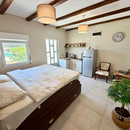 乡村民宿 Sunny Village, Pool House *